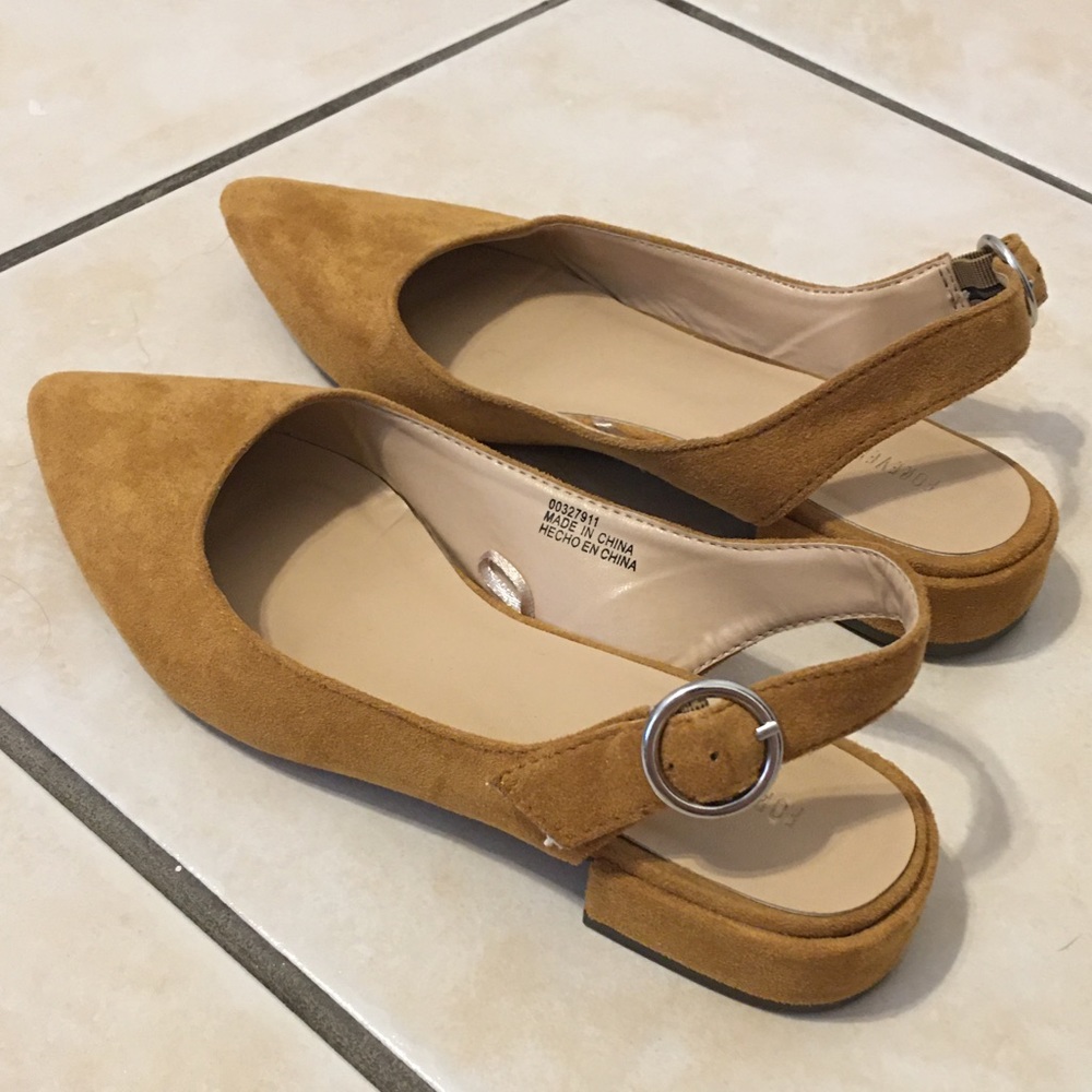 Forever 21 Pointed Adjustable Flats